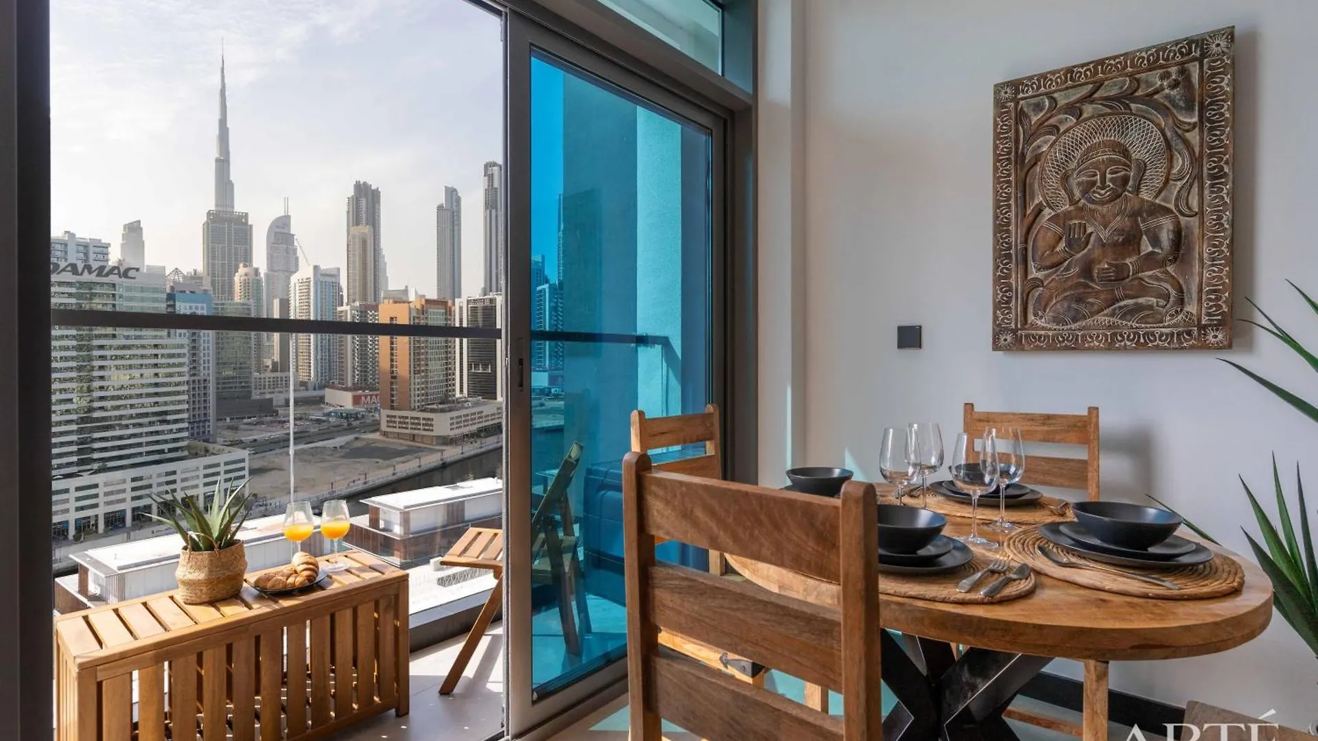 Arte - 1 Br: Artistic Wood Decor 10% Off. Apartment Dubai